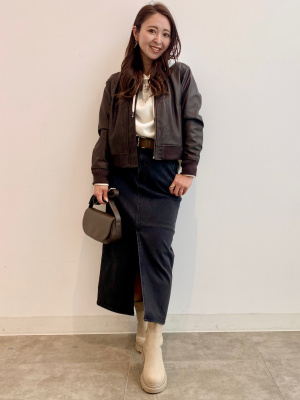 GU公式 | レザータッチブルゾン