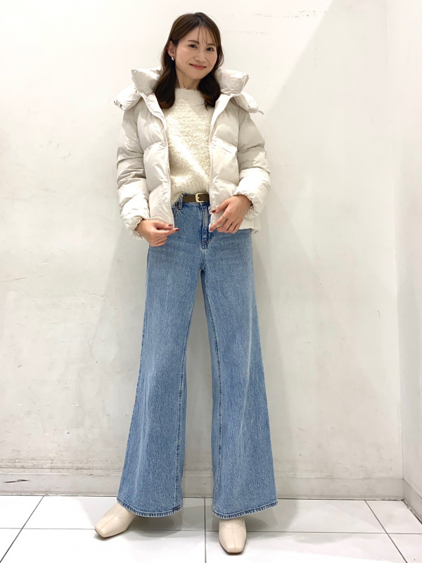 ミドルライズワイドジーンズ+EC(丈長82.0cm)（レディース）の着用