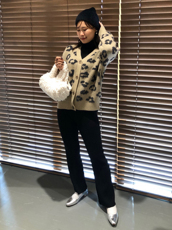 GIRLSオーバーサイズカーディガン(レオパード)JR（子ども服）の着用