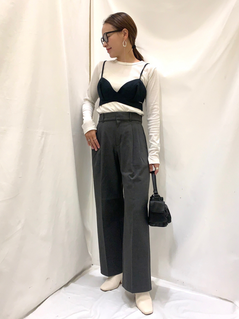 若者に人気のブランド ビスチェコンビネーションシャツ by rokh」の by rokh、ジーンズ トップス