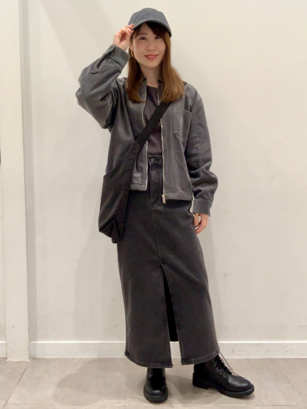 tugu-taページ Soft Cotton Crew Neck T-Shirt/L」| GU的穿搭理念