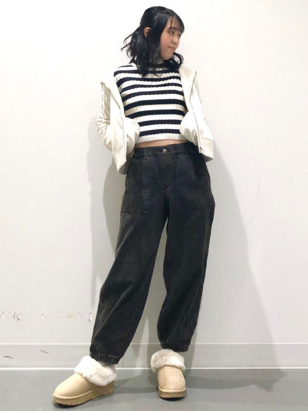 KIDS(男女兼用)デニムワイドワークジョガーパンツ（子ども服）の着用