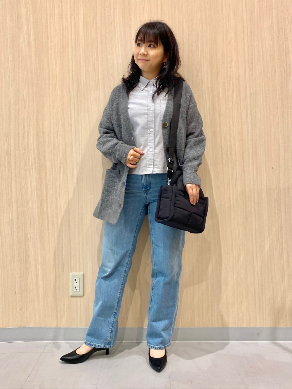 High Rise Straight Jeans」| GU的穿搭理念