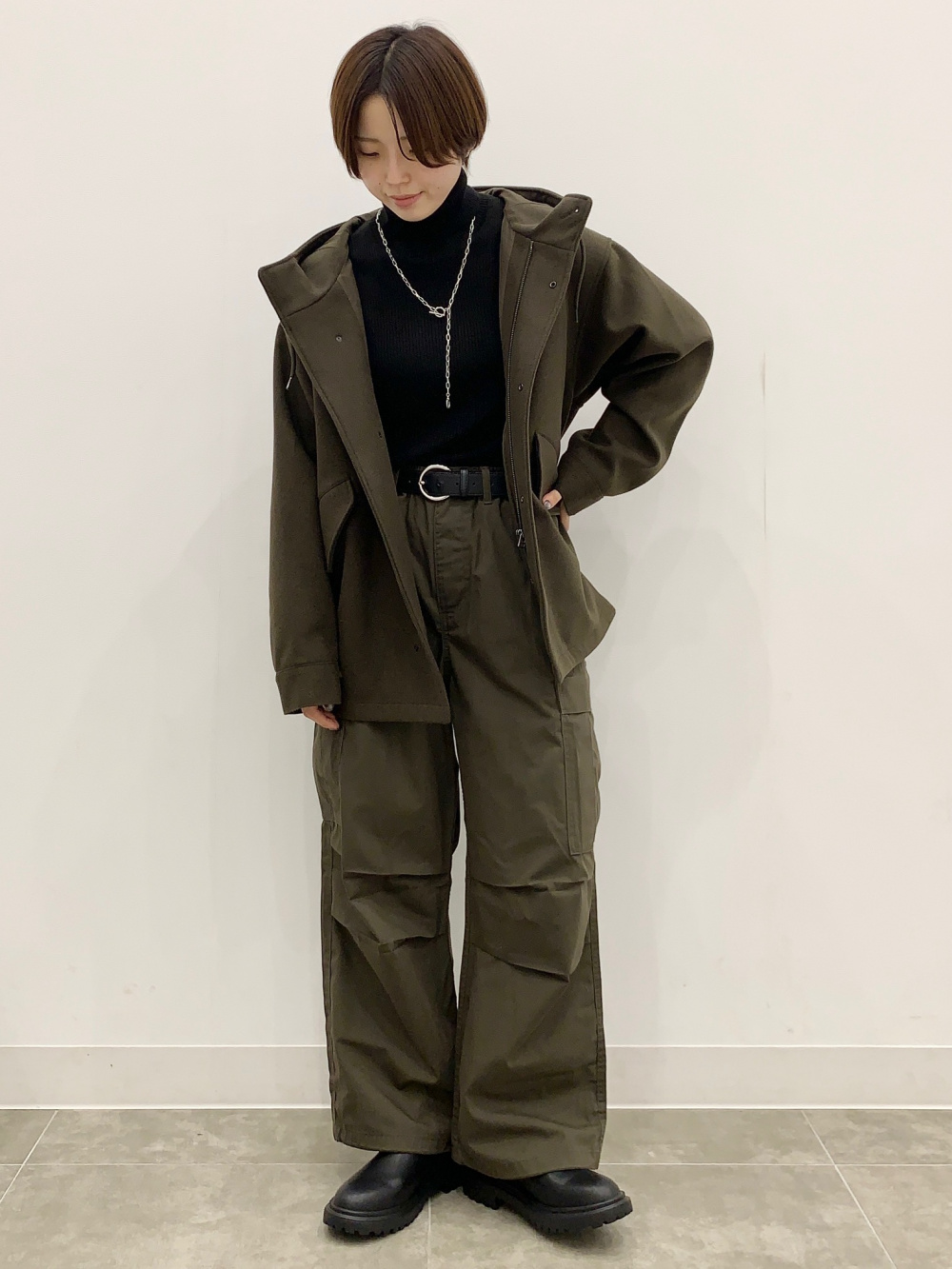 ウォッシャブルクロップドカーディガン(長袖)、シアーハイネック