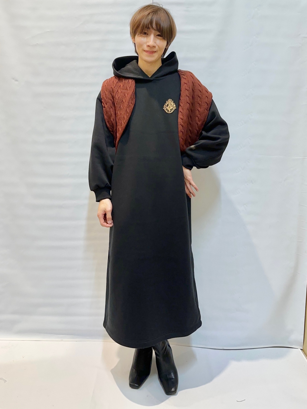 スウェットワンピース Harry Potter、Vネックセーター Harry スウェットワンピース Harry Potter、Vネックセーター Harry