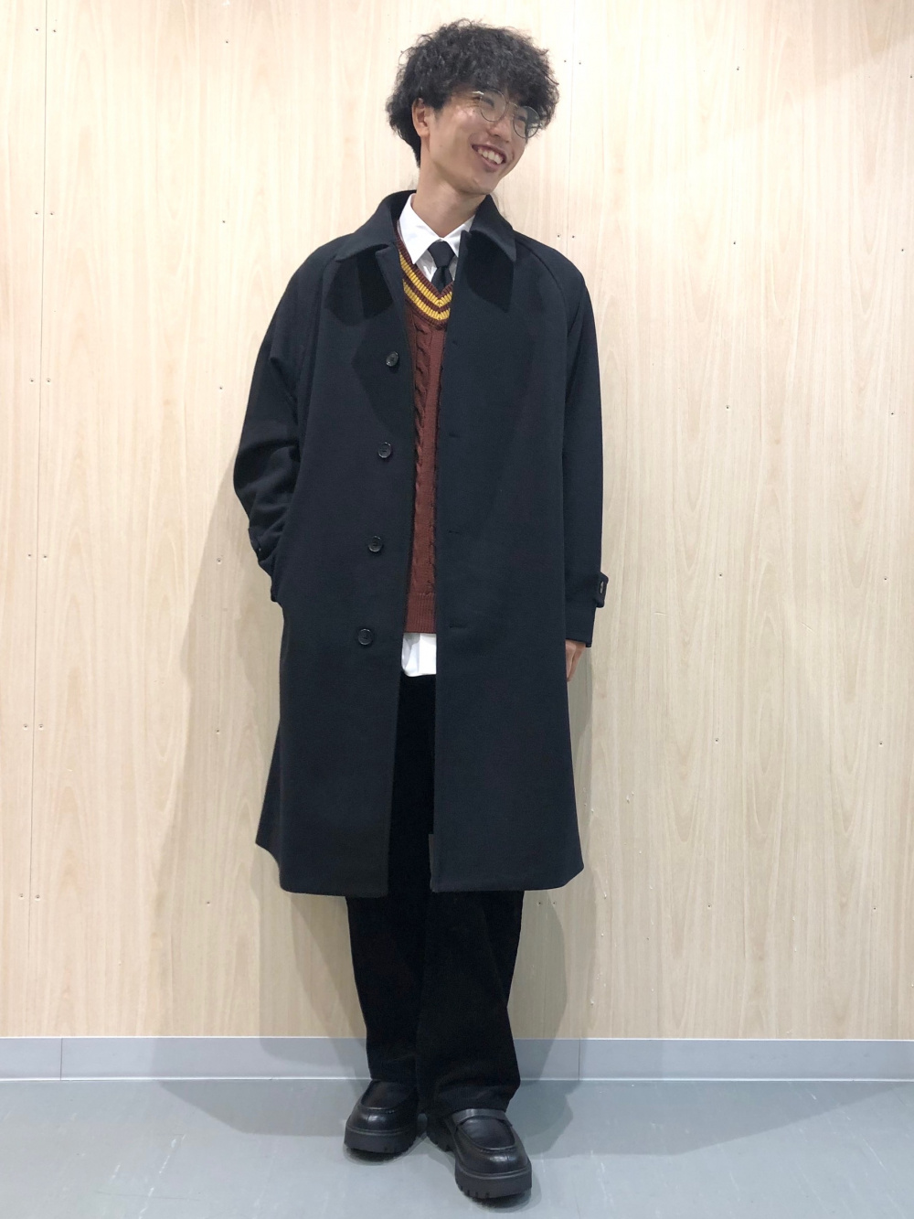 スウェットワンピース Harry Potter、Vネックセーター Harry スウェットワンピース Harry Potter、Vネックセーター Harry