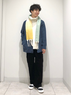 GU公式 | ヘアリーグラデーションマフラー