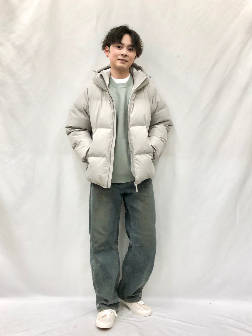 Zip-Up Shirt、Barrel Leg Slacks」| GU的穿搭理念