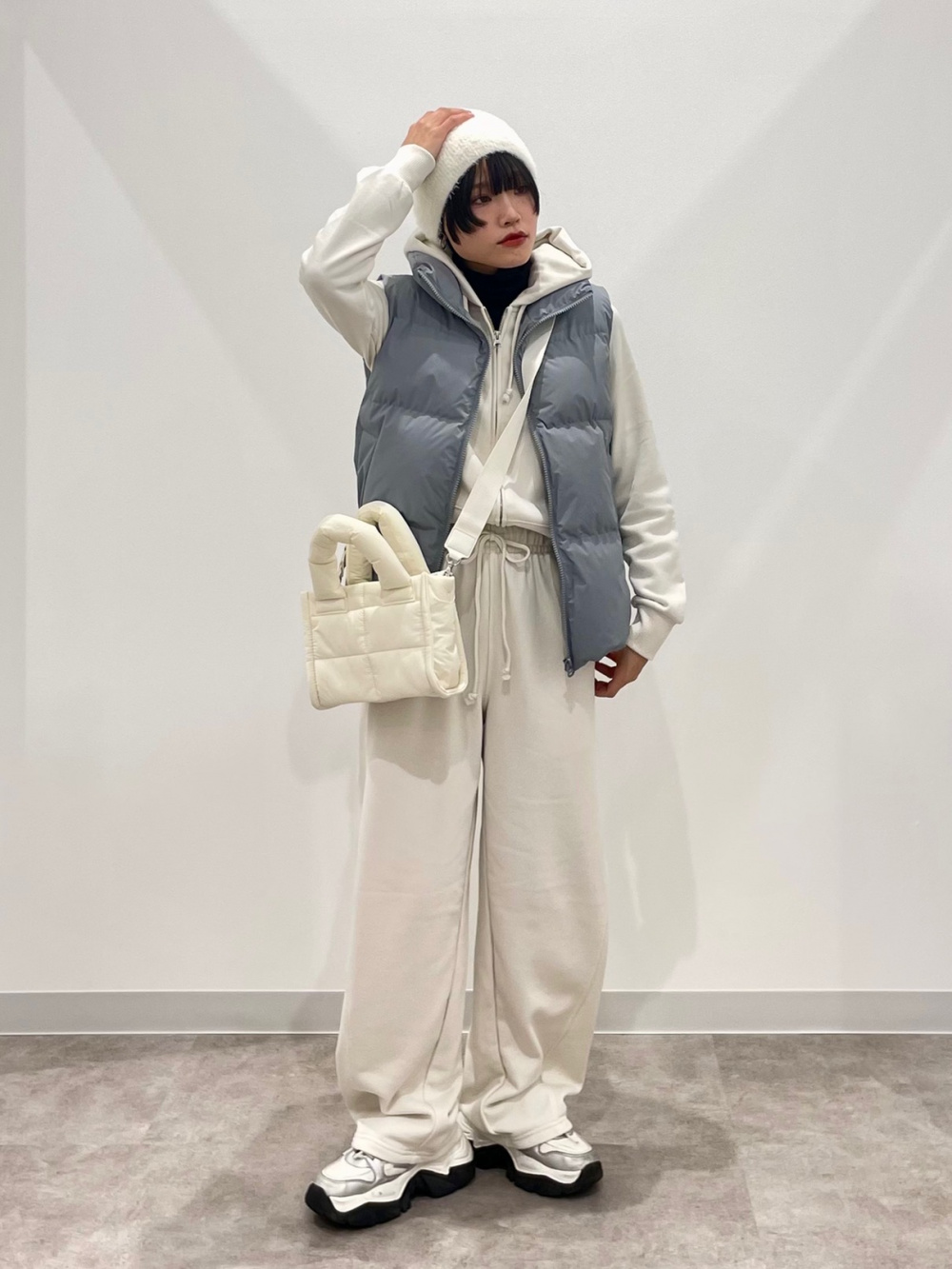 シャイニークルーネックカーディガンZ、バブルヘムミディ
