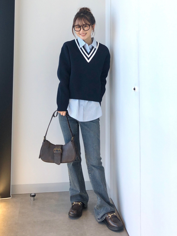 チュニックシャツ UNDERCOVER、2WAYバッグ UNDERCOVER」の着用