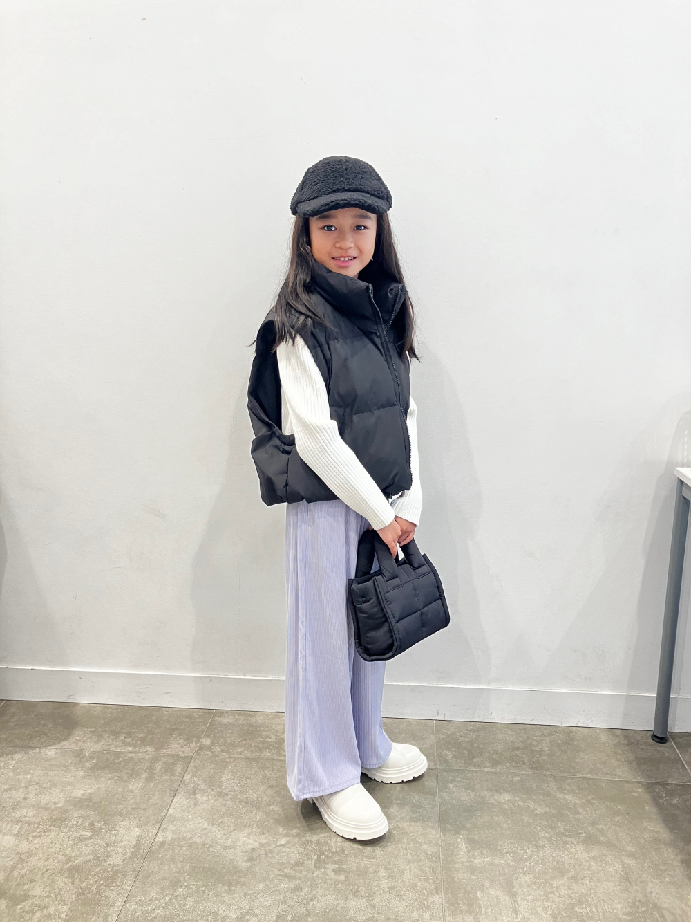 GIRLSリブプルオンワイドパンツ(セットアップ可能)」の着用