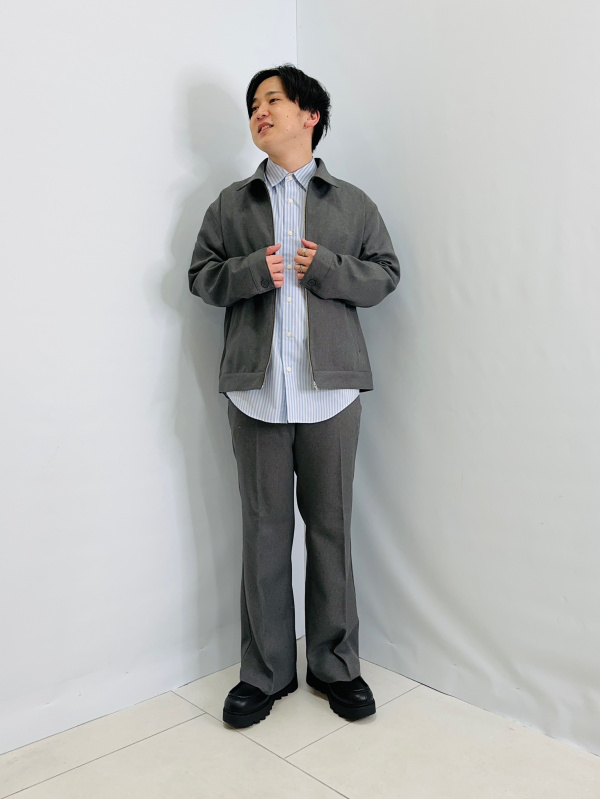 Zip-Up Shirt、Chunky Sole Plain Toe Shoes」| GU的穿搭理念