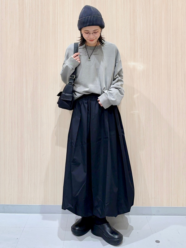 バブルヘムミディスカート（レディース）の着用コーディネート一覧