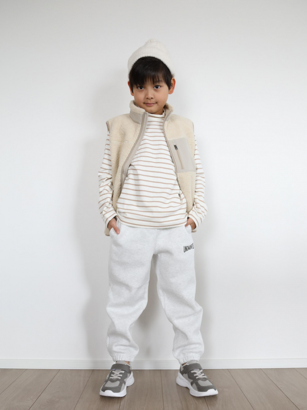着てるのはハーフスナップなのですが、ハーフジップも同じ原理