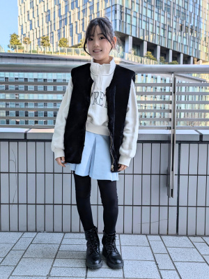 栗花落小羽 GU公式 | GIRLSヘビーウェイトスウェットクロップドハーフジッププル