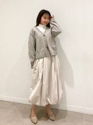 GU公式 | スポンジニットVネックカーディガン