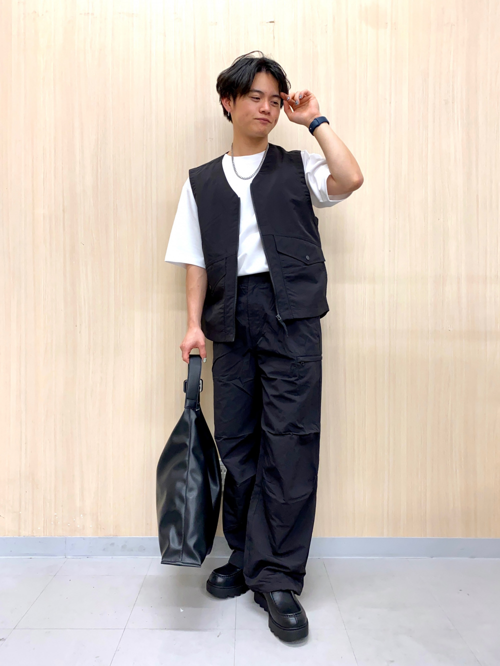Nylon Zip Parachute Pants、Dry Ponte T-Shirt/Halfslv」| GU的