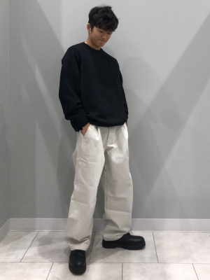 GU公式 | スムースニットクルーネックセーター