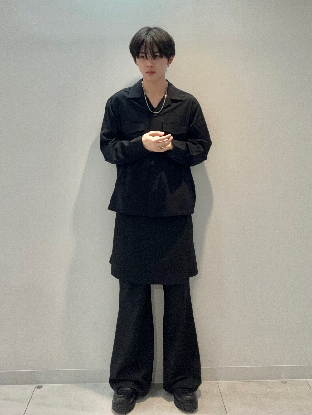 ゆう｜Yohji Yamamoto POUR HOMMEのテーラードジャケットを使っ