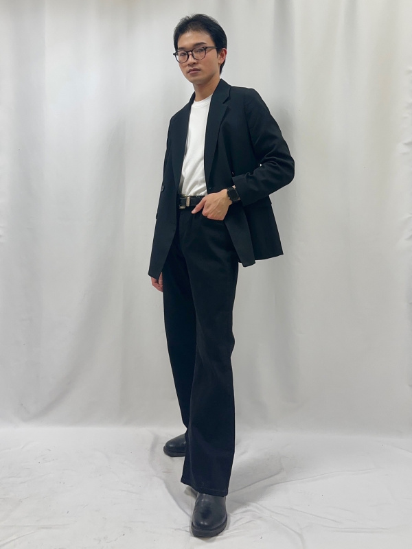 【ラスト1点】GU ダブルブレストジャケットZ ブラック 3XL ダブルブレストジャケットZ、ボウタイシャツQ」の着用
