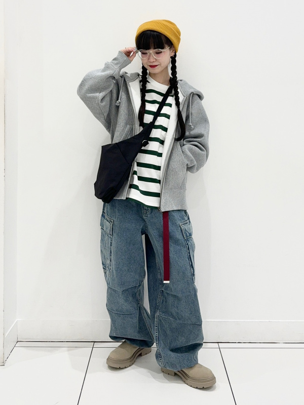 デニムフーディブルゾンNT+E、ウォッシュドリブクロップドT(長袖)」の