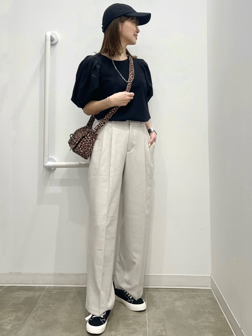 ボリュームスリーブT Z、タックワイドパンツ(丈標準70.0～74.0cm)」の