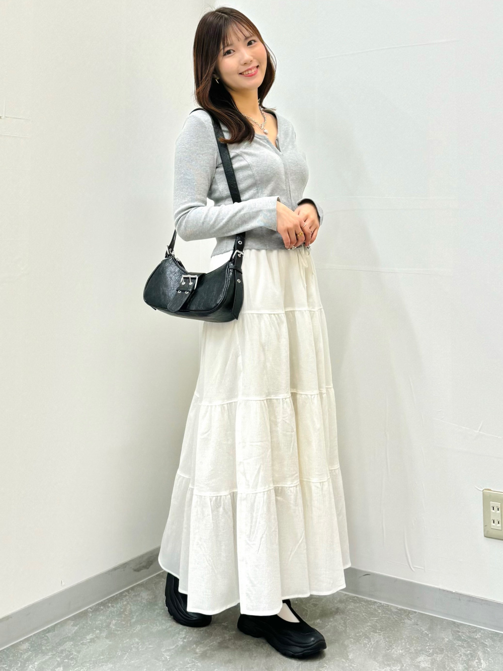 Ribbed Double Zip V Neck Cardigan」| GU的穿搭理念