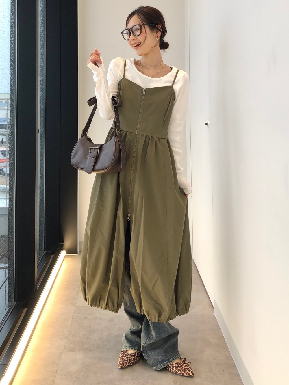 Front Zip Bubble Hem Dress」| GU的穿搭理念