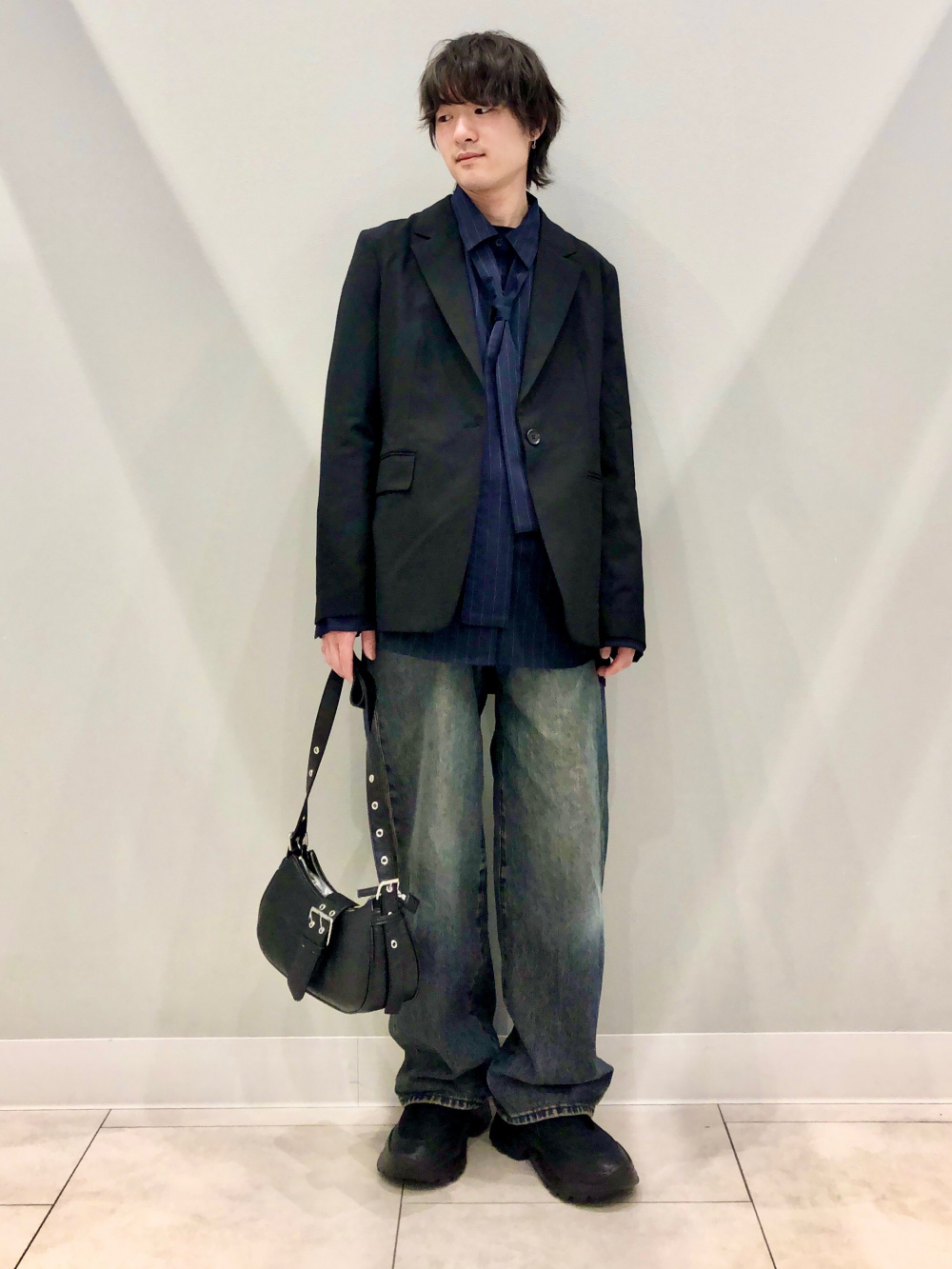 Easy Care Broadcloth Shirt/Striped1、Volume Sole Belt Sneakers