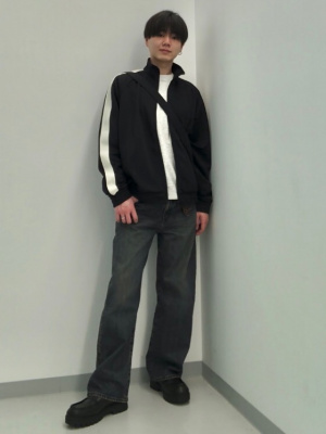 GU公式 | トラックジャケットNTQ+E