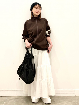 GU公式 | トラックジャケットNTQ+E