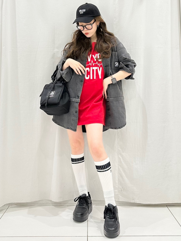 グラフィックT(5分袖) UNDERCOVER 1、チュニックシャツ UNDERCOVERの