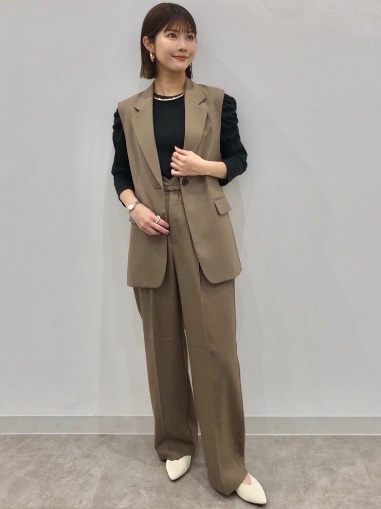 Belted Straight Pants/Z+EC、Tailored Vest/Z+EC」的穿搭靈感