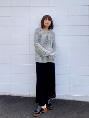 GU公式 | メッシュセーター