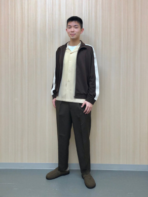 GU公式 | トラックジャケットNTQ+E