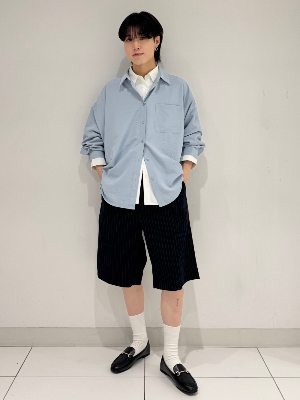 gu-min様 Dolman Sleeve Shirt/NTQ、Bermuda Shorts/NT」| GU的穿搭理念