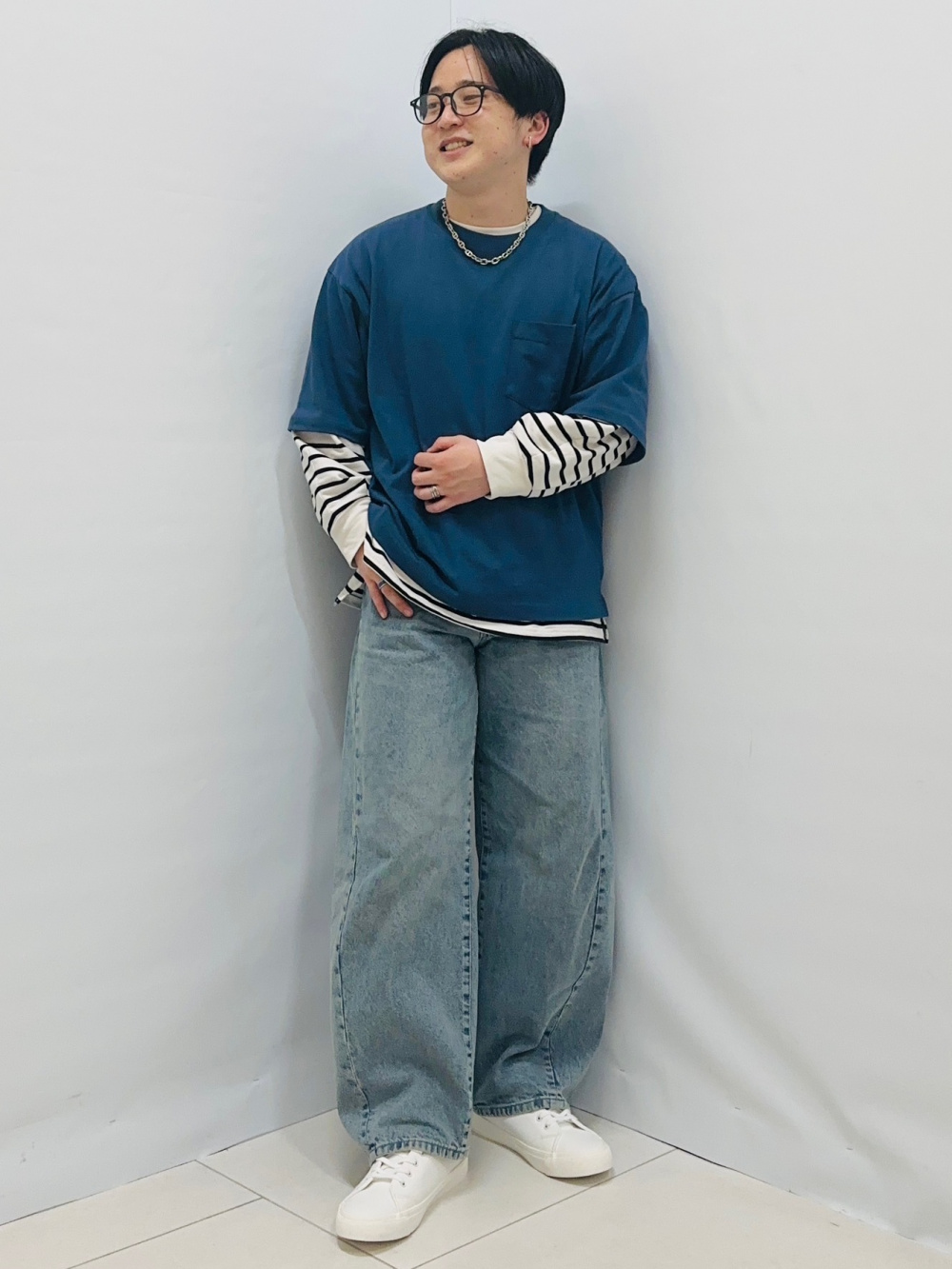 Boxy T-Shirt/Halfslv、Denim Carrot Pants/NTQ」| GU的穿搭理念