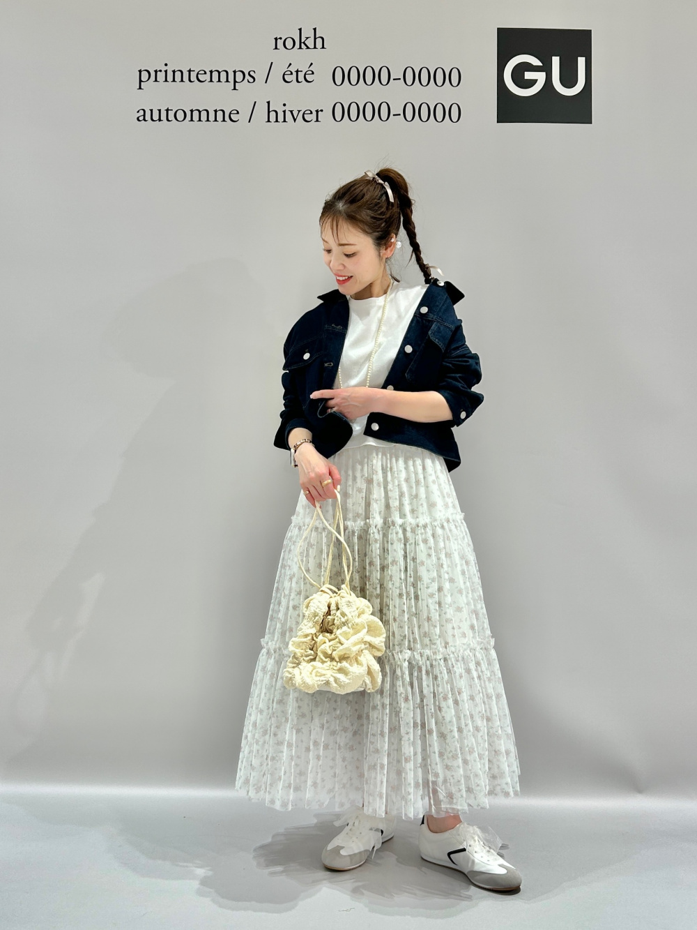 ボレロセットT by rokh、ショートケープコート by rokh」の着用