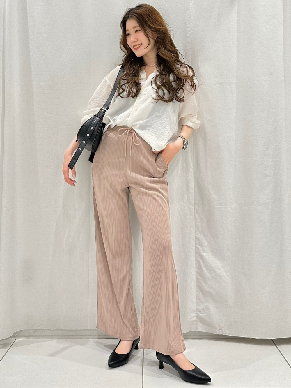 テクスチャーオープンカラーシャツ、リブプルオンパンツ(丈標準68.0