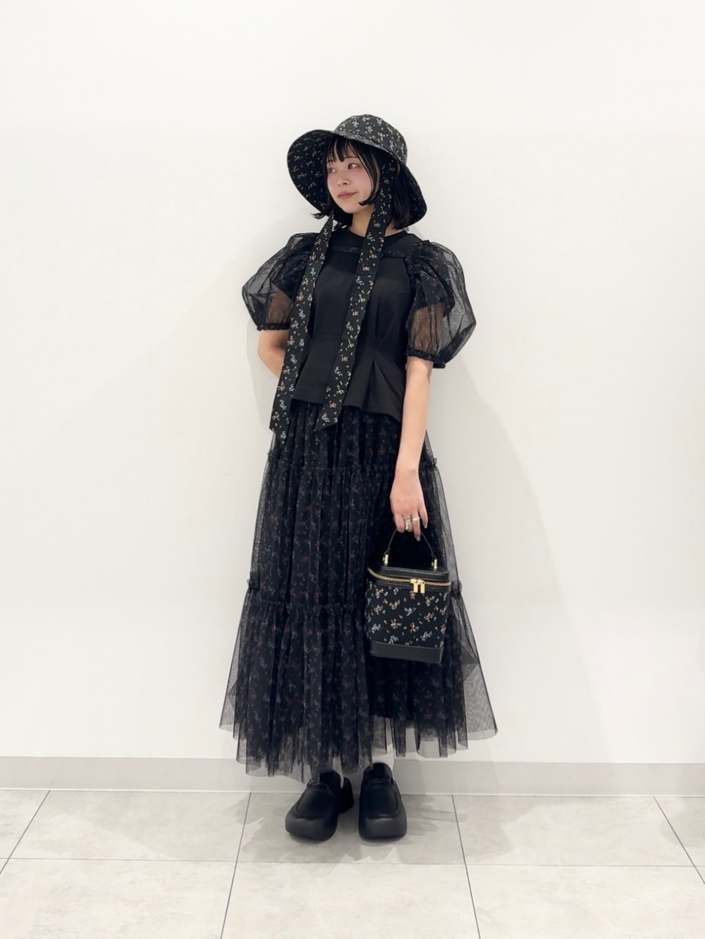 GU ジーユー ロク rokh ショートケープコート オリーブ Lサイズ