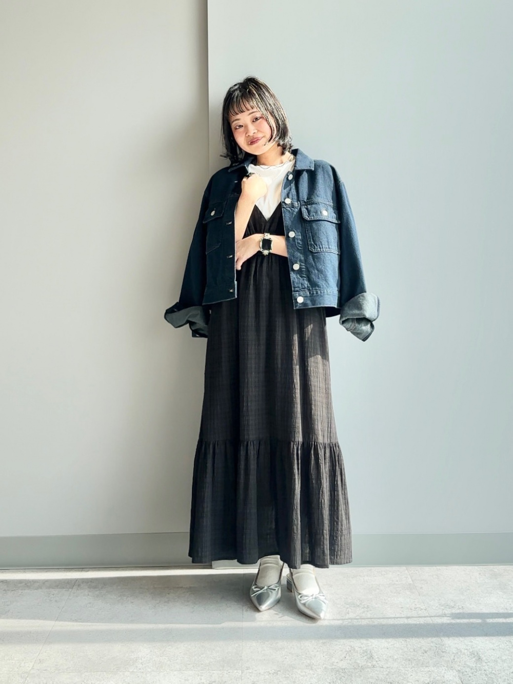 デニムブルゾン、トラックパンツ by rokh」の着用コーディネート