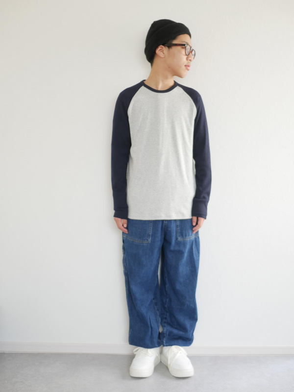 KIDS(男女兼用)デニムワイドワークジョガーパンツ（子ども服）の着用