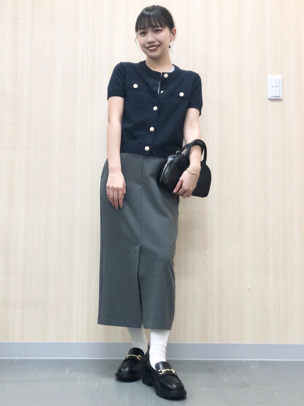小物 K UN Check styling ideas for「Textured Open Collar Checked Shirt