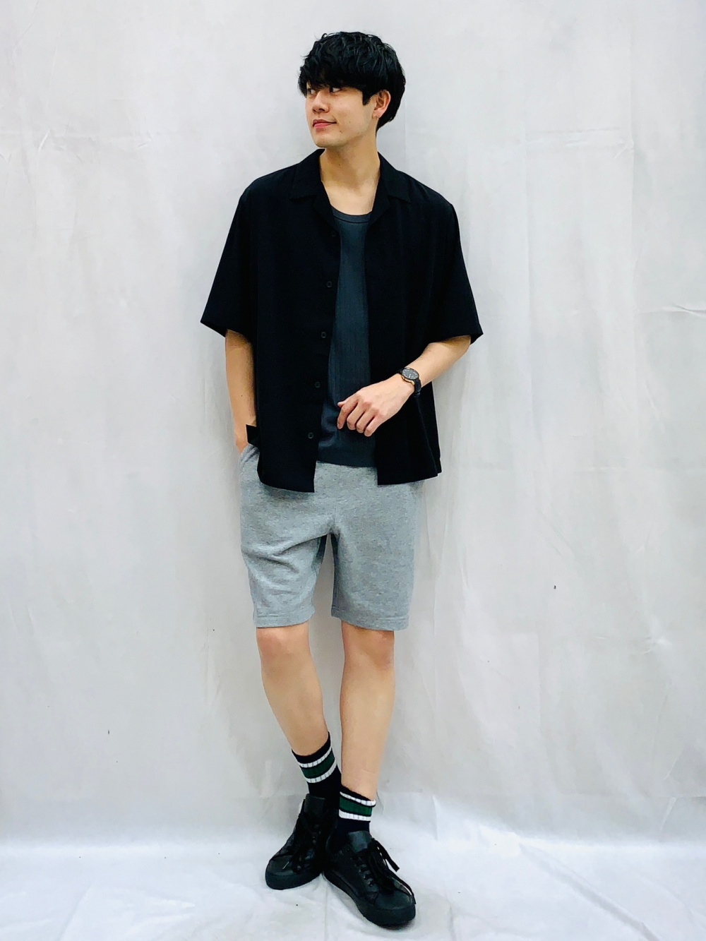 ゅ様　ご確認用 GU ジーユー フリル スリーブT 半袖 ブラック 黒 二の腕カバー M