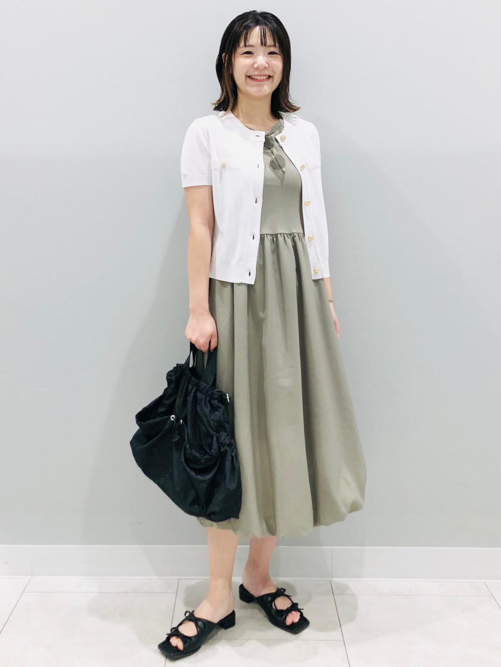 Miページ【8/1着】 mame kurogouchi(マメクロゴウチ) 24SS Floral Flock Printed