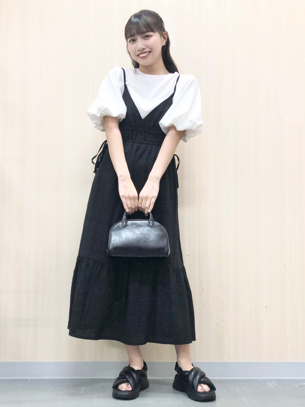Check styling ideas for「Bra-Feel 2Way Cropped Camisole、Off