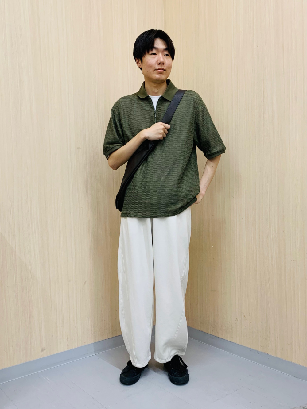 ボクシーT(5分袖)(オーバーサイズ)、メッシュハーフジップ