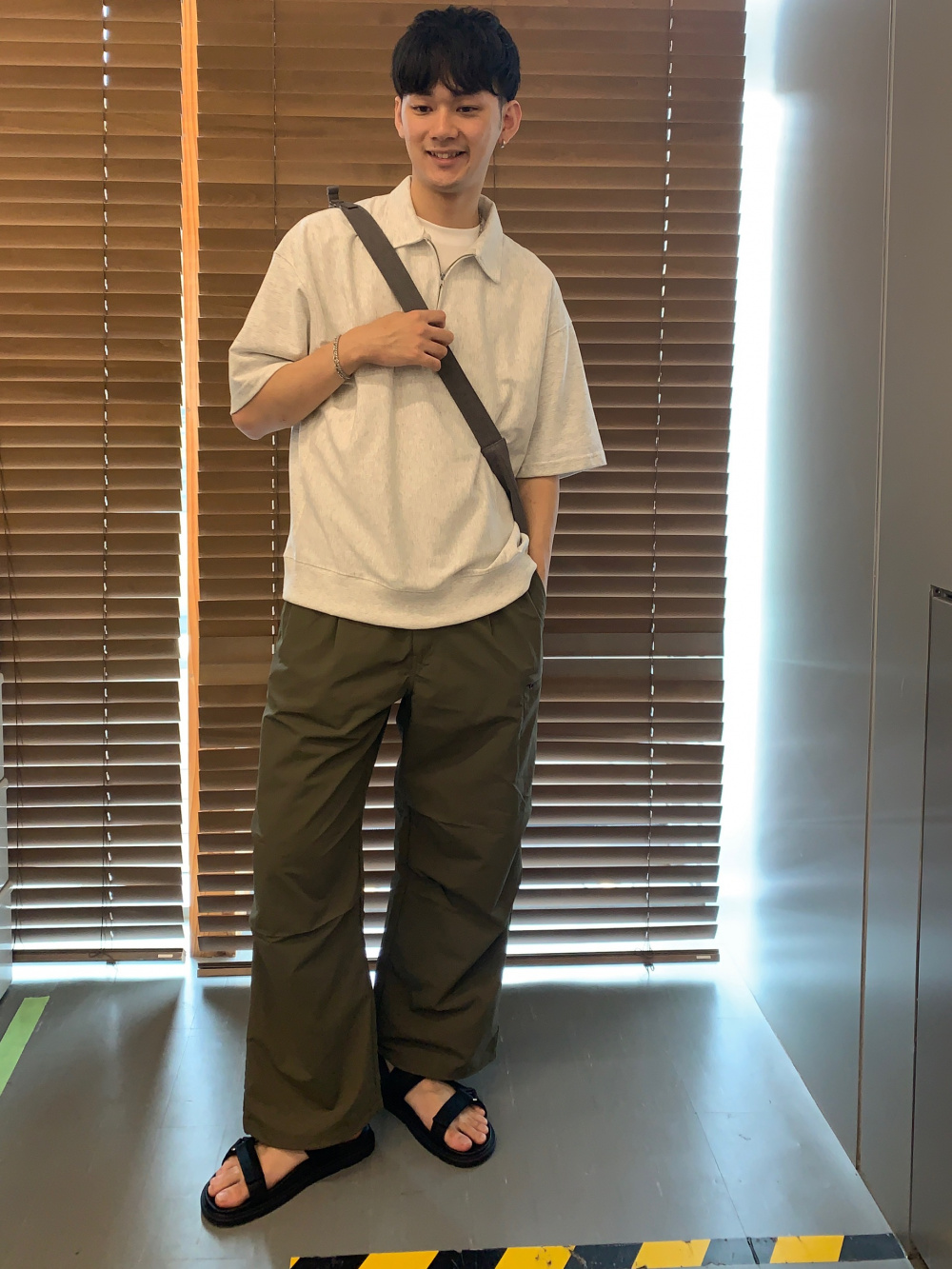 ドライストレッチオーバーサイズT(5分袖)、ナイロンジップパラシュート