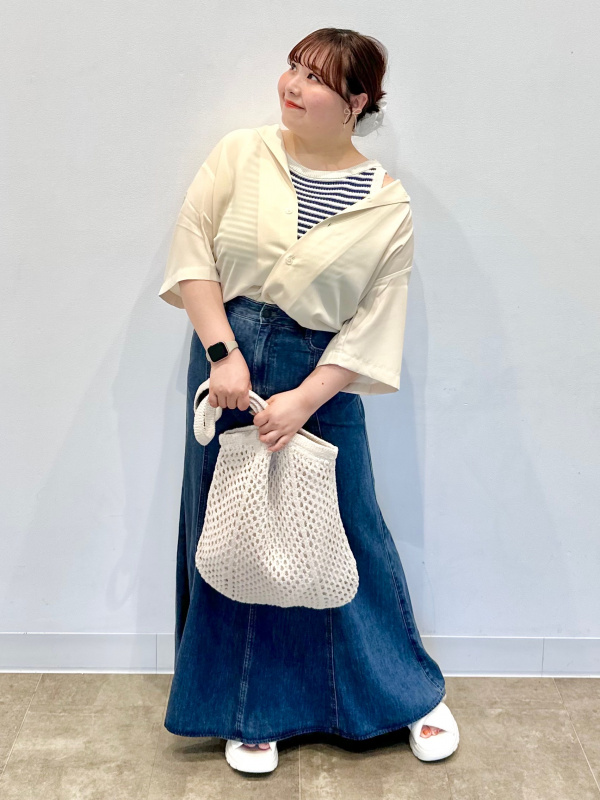 Open Collar Shirt/Halfslv、Mesh Knitted Bag」的穿搭靈感｜GU