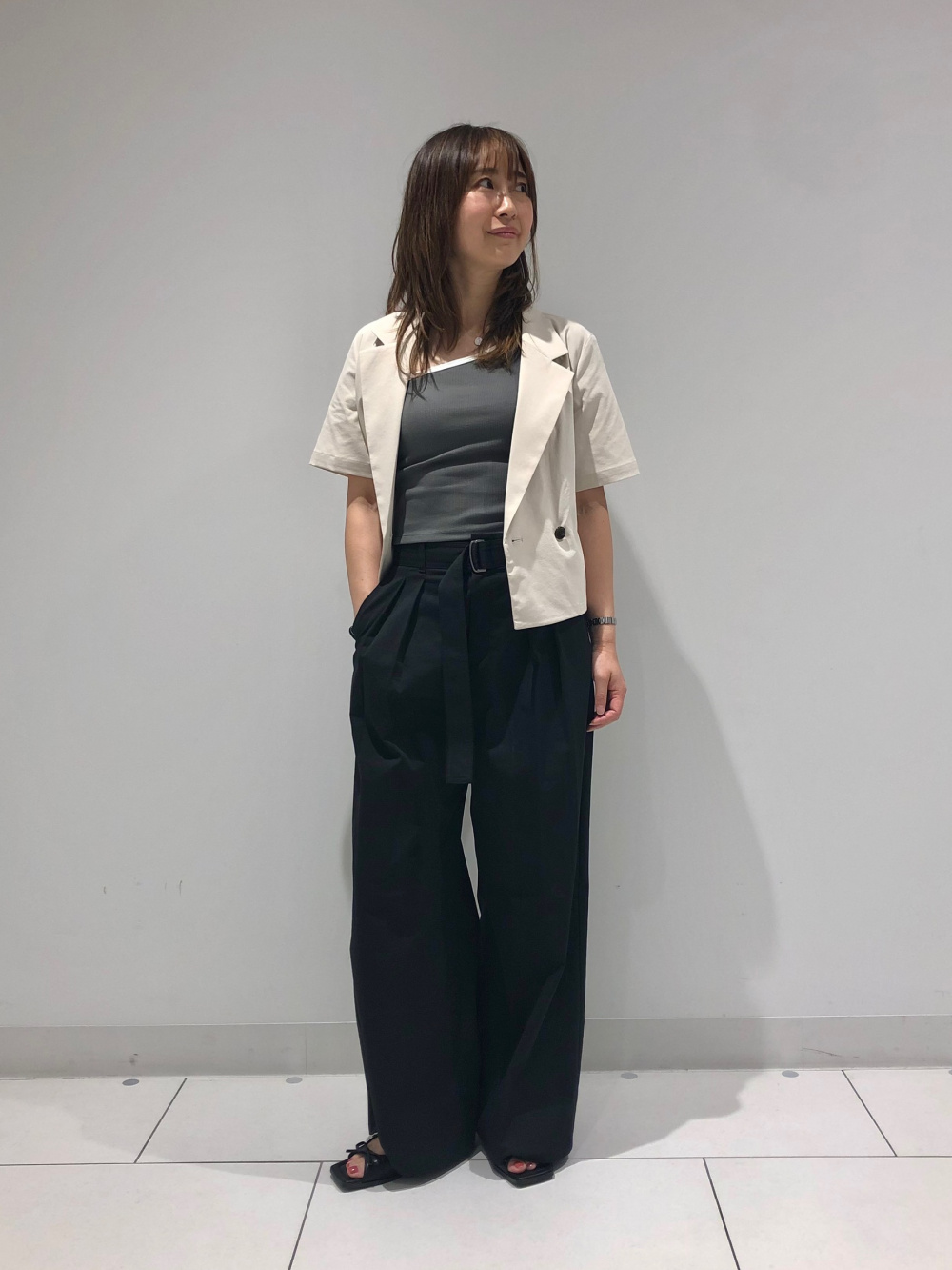 CHANEL(๑ت๑)♡様トレンドコーデ　シンプルコーデ　激かわ♡　GU 𖤐 バッサリサッパリ💇‍♀️✂️ 長年切りたくて悩んでたけど